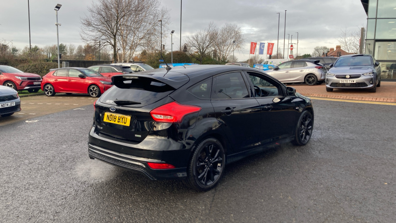 Ford Focus 1.0 EcoBoost 140 ST-Line Navigation 5dr Petrol Hatchback